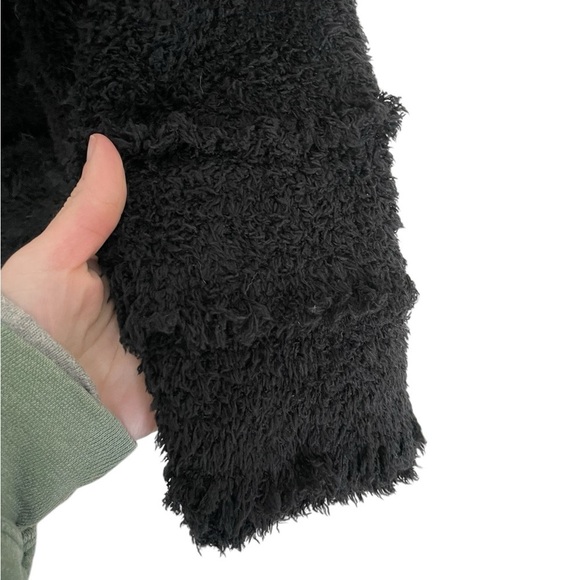 Barefoot Dreams Black Soft Fringe Trim Cardigan XS NWOT - Picture 3 of 6